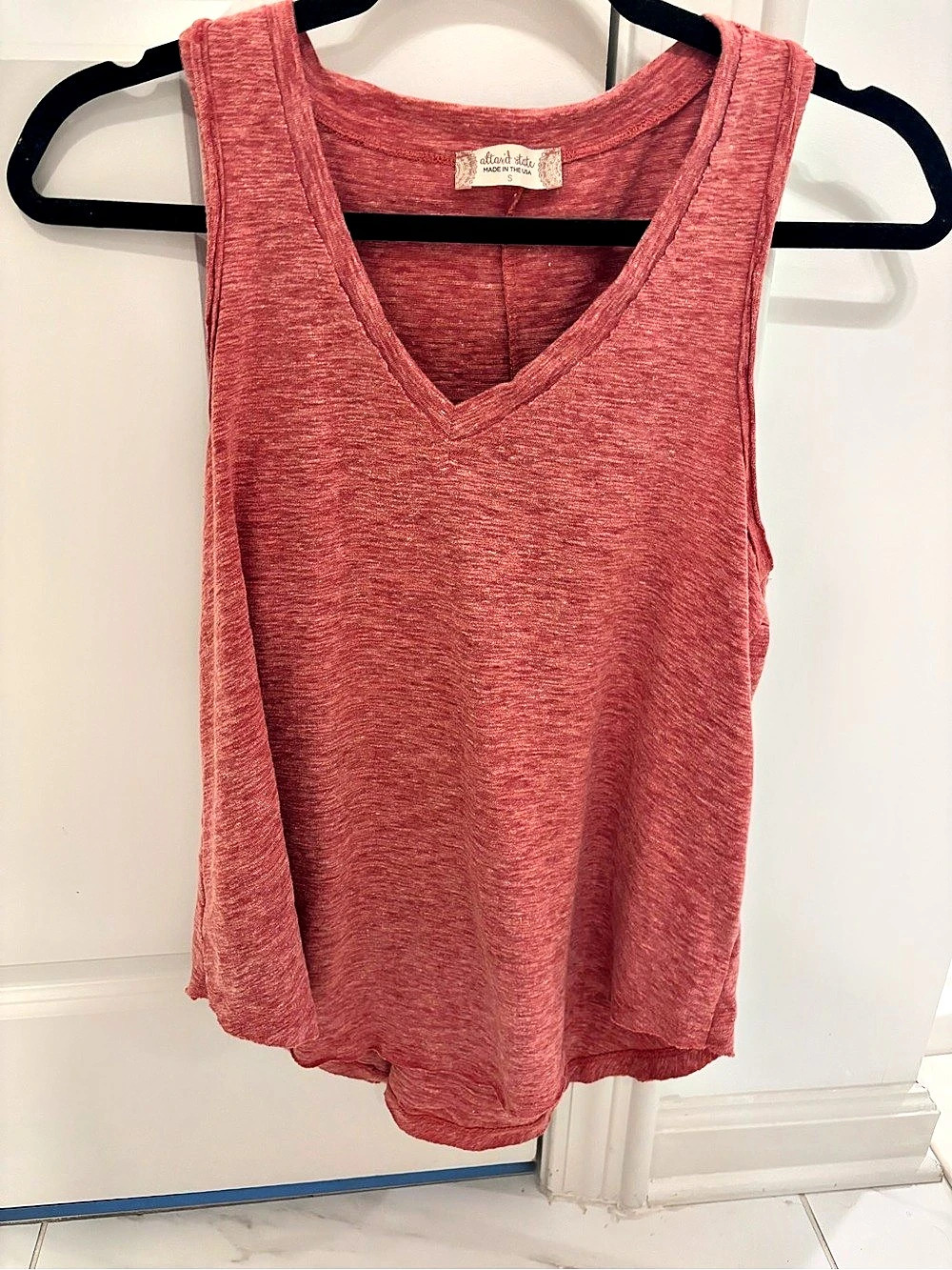 Aftard State V-Neck Tank Top in Pink Size Small
